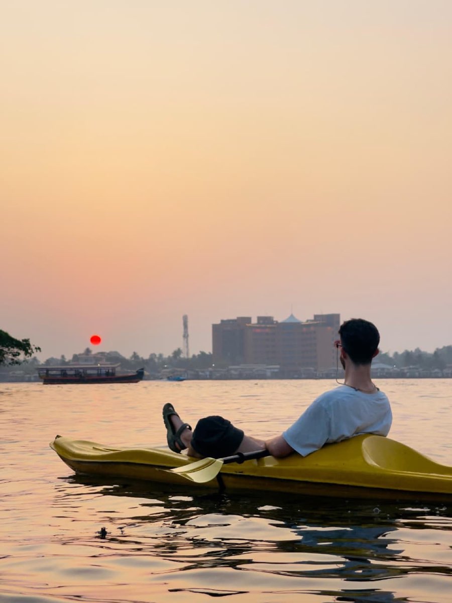 Comfortable rooms in Alleppey near backwater jetty Kerala