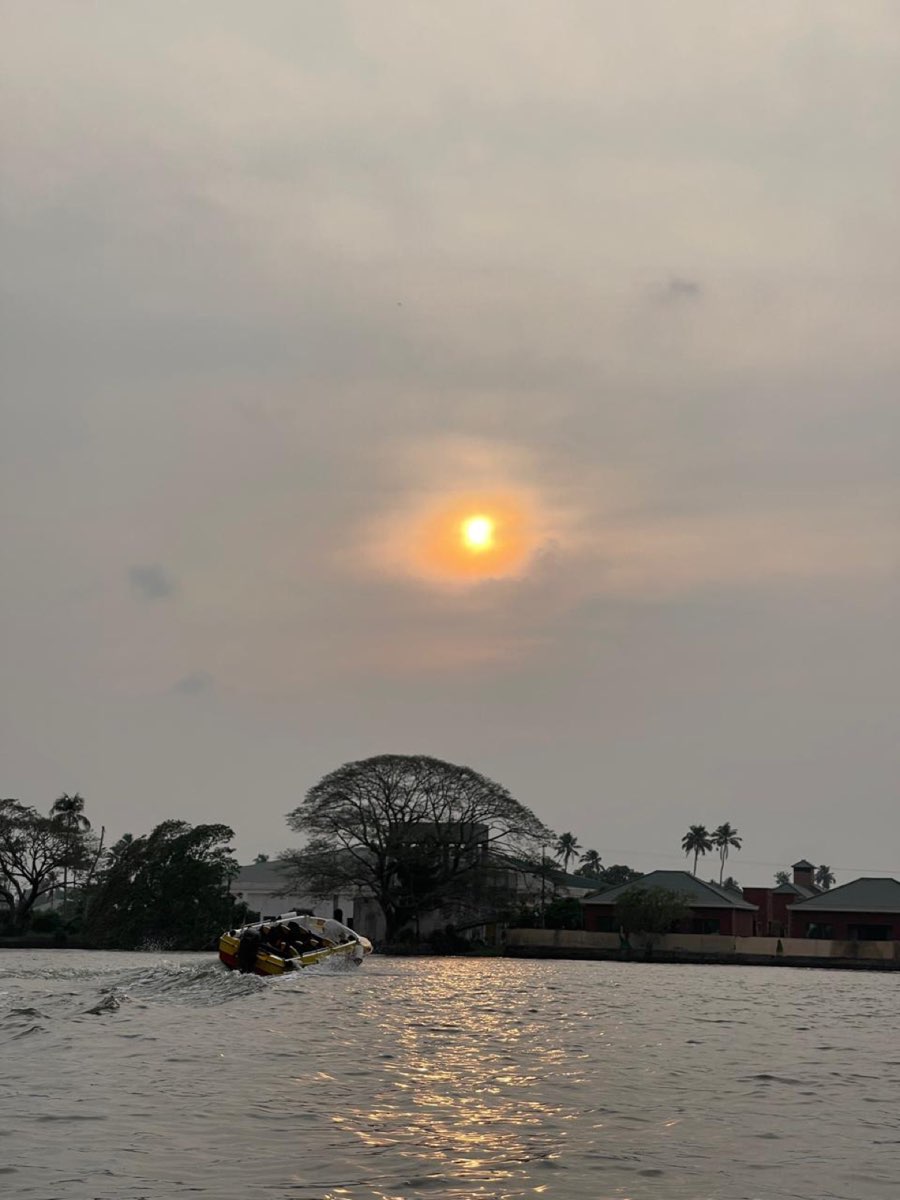Speed boat adventure in Kerala backwaters Alleppey